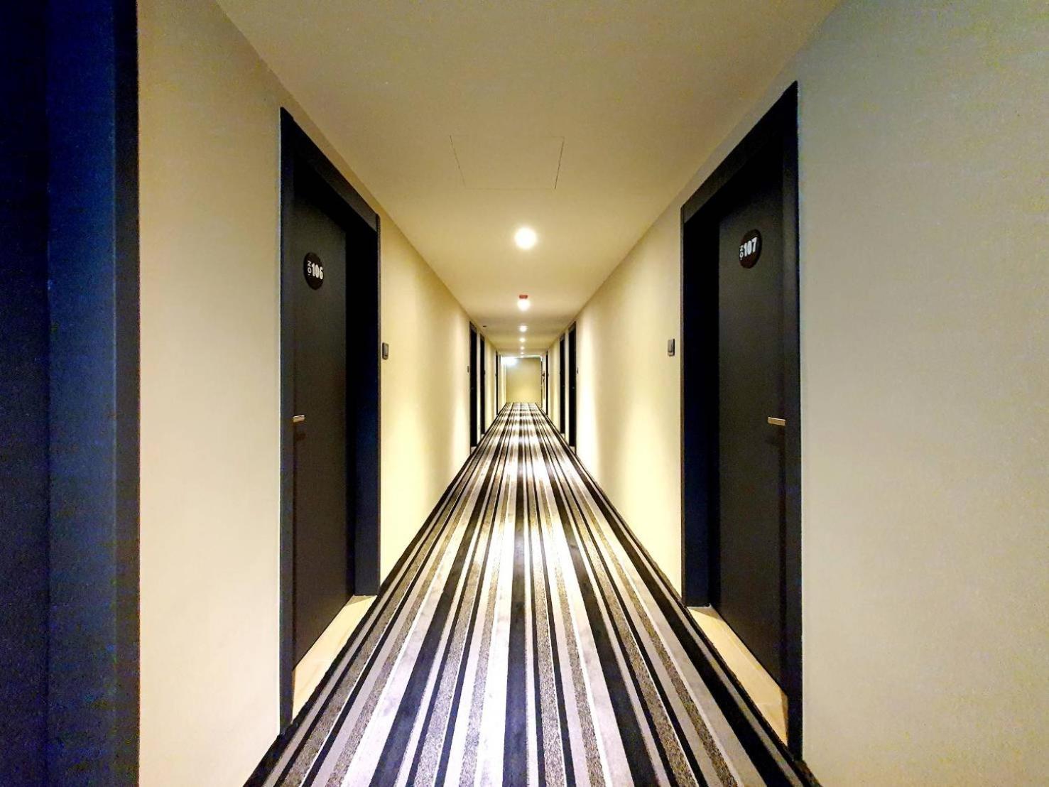 Hotel 享住新大華館 à Keelung Extérieur photo