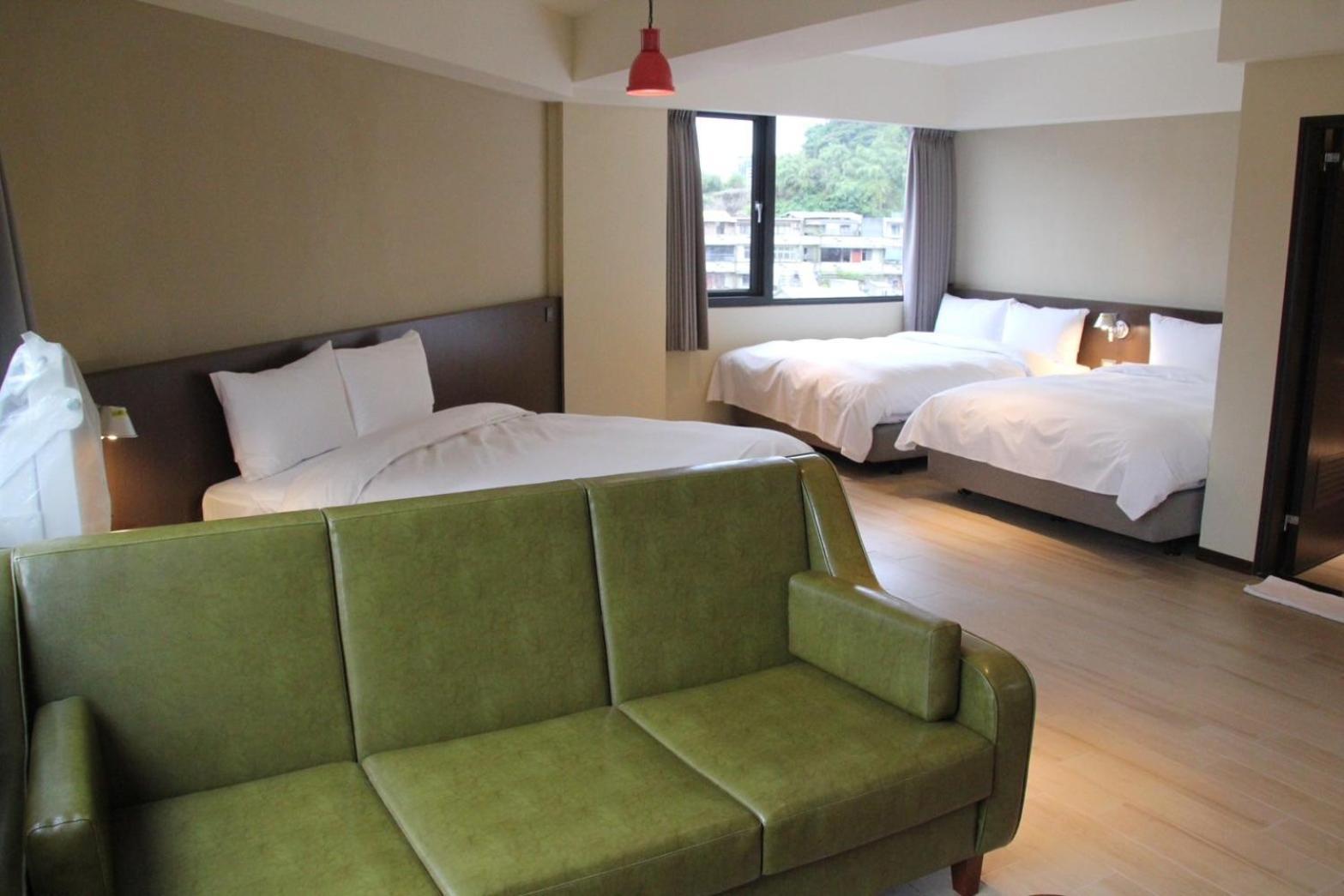 Hotel 享住新大華館 à Keelung Extérieur photo